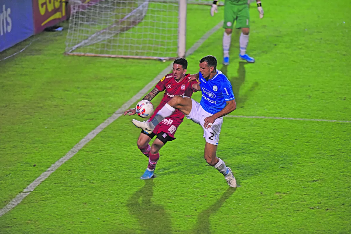 POCO TIEMPO. Lucas González jugó poco más de cinco minutos.