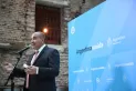 Manzur estrenó el escudo y el respirador presidencial