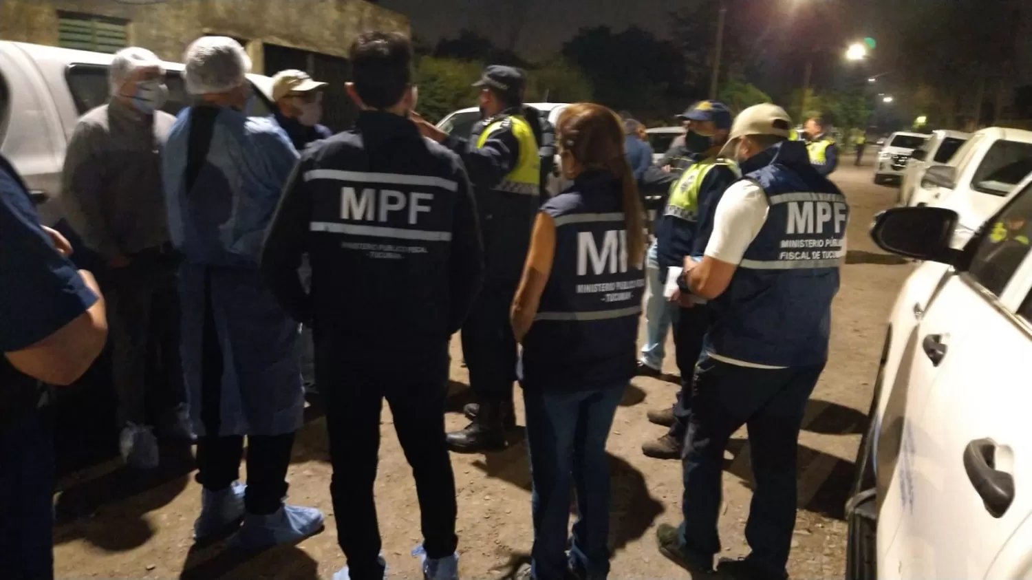 ACTUACIONES. Personal del MPF recogió pruebas en el lugar del asesinato de Gómez.