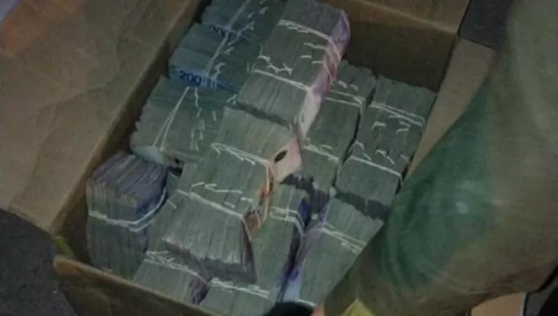 OPERATIVO. Secuestran unos $ 6 millones que llevaban en una camioneta en Santiago del Estero.