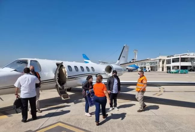 El avión sanitario trasladó a tres niños tucumanos