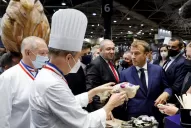 Emmanuel Macron fue agredido durante una visita a una feria gastronómica