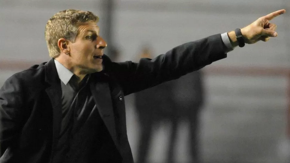 Palermo sucederá a Gago como director técnico de Aldosivi