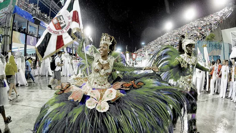 ADVERTENCIA. Amenazan con posponer el carnaval de Río de Janeiro si reducen la cantidad de público.