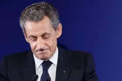 Francia: “La gente no es tonta”, dijo Sarkozy tras su condena