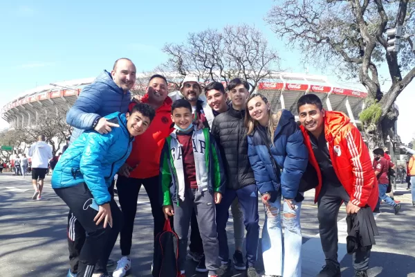 Superclásico: así llegaron los hinchas al Monumental