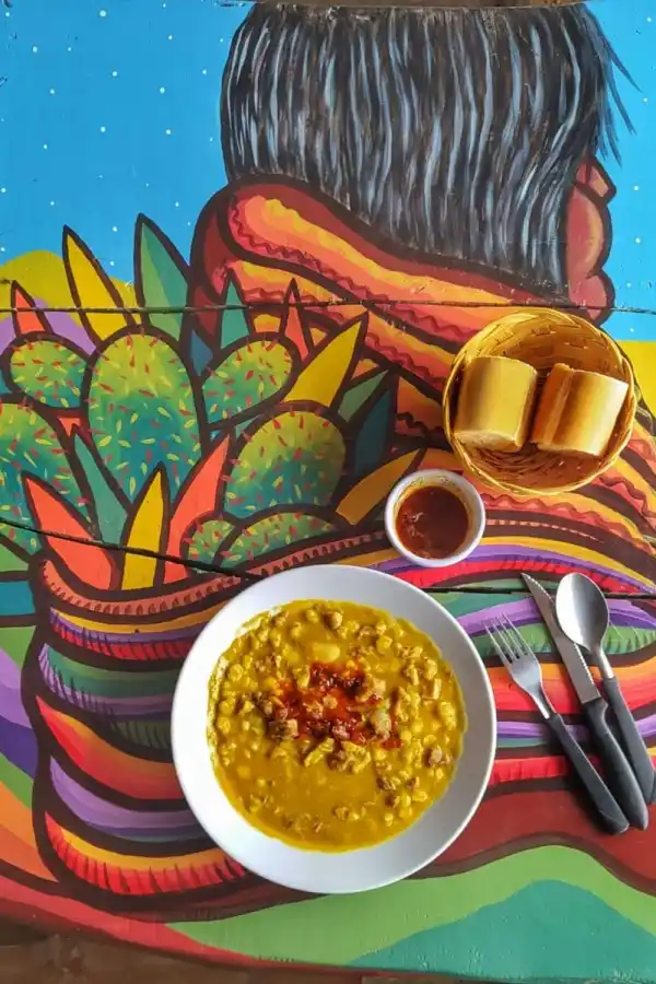 GASTRONOMÍA. Las comidas típicas se imponen. 