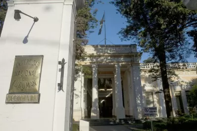 Piden a la UNT que actualice el protocolo para las clases en sus escuelas