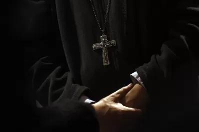 Estiman que hubo más de 200.000 víctimas de abusos en la Iglesia católica francesa