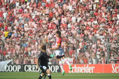 Con el regreso de los hinchas, San Martín festejó ante Gimnasia de Mendoza