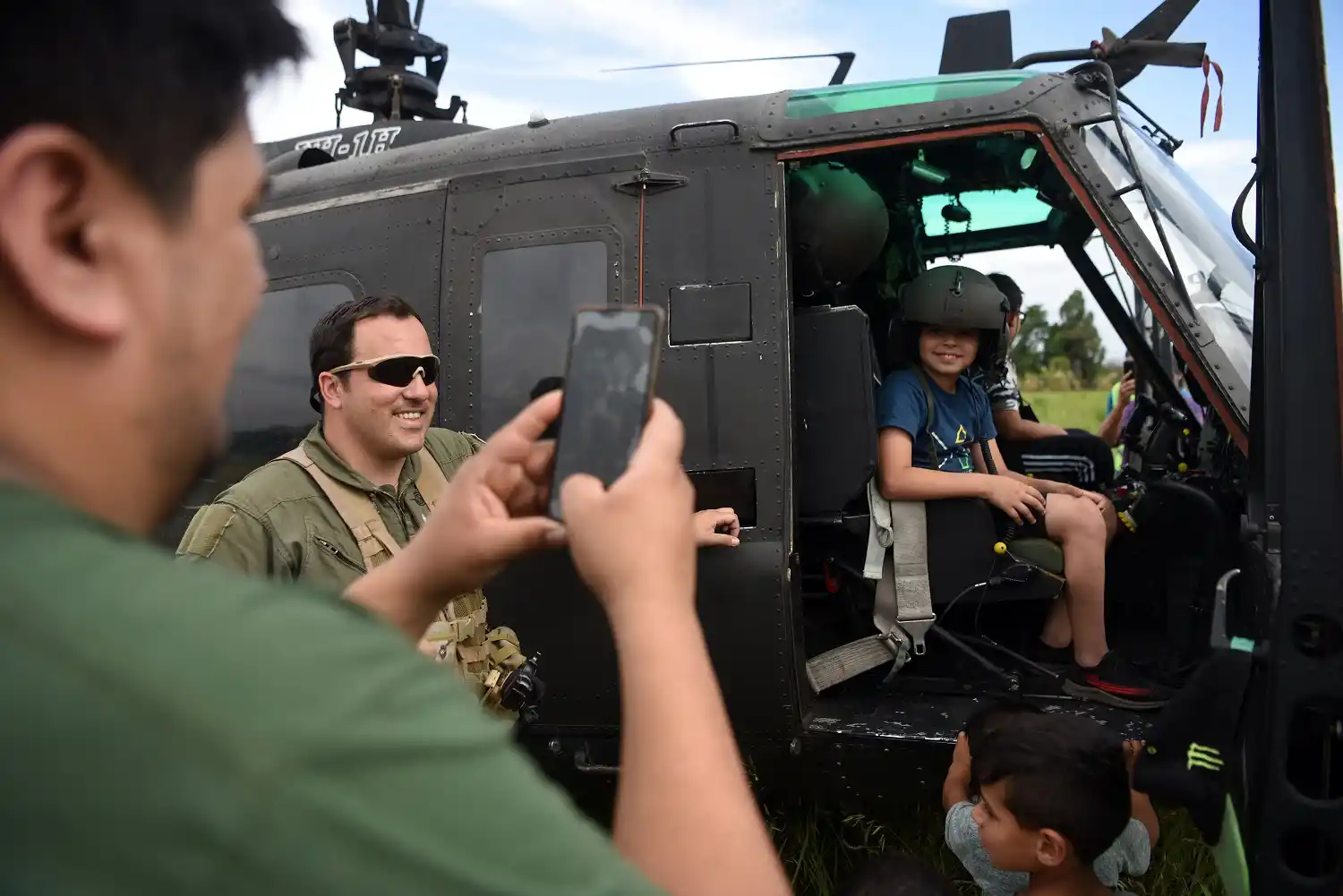 RECUERDOS. Muchos se fotografiaron durante la tarde. 