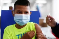 Covid-19: esta noche se habilitará la inscripción para que se vacunen adolescentes de 14 años