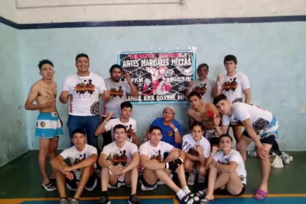 Artes marciales mixtas: gran performance del Rogo Team