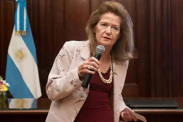 Fernández, sobre la Corte: Si el Gobierno perdió su 'único voto', ¿de quiénes son los cuatro votos restantes?