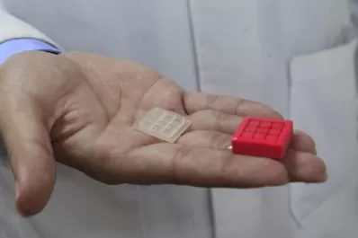 Desarrollaron en Tucumán un parche inteligente para curar heridas crónicas