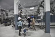 Manzur llegó a Tucumán, mientras se pone a punto la fábrica que inaugurará el Presidente