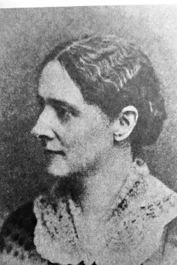 SARAH BOYD. “Una belleza simple y modesta”, según Ramos. 