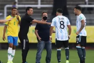 La Conmebol considera que el partido suspendido entre Brasil y Argentina se debería definir en la cancha