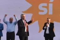 Vamos a trabajar para cambiar planes sociales por empleo, aseguró Alberto Fernández