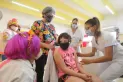 Superaron el miedo y pusieron el brazo