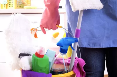 Personal doméstico: de cuánto es el aumento y cómo son las vacaciones