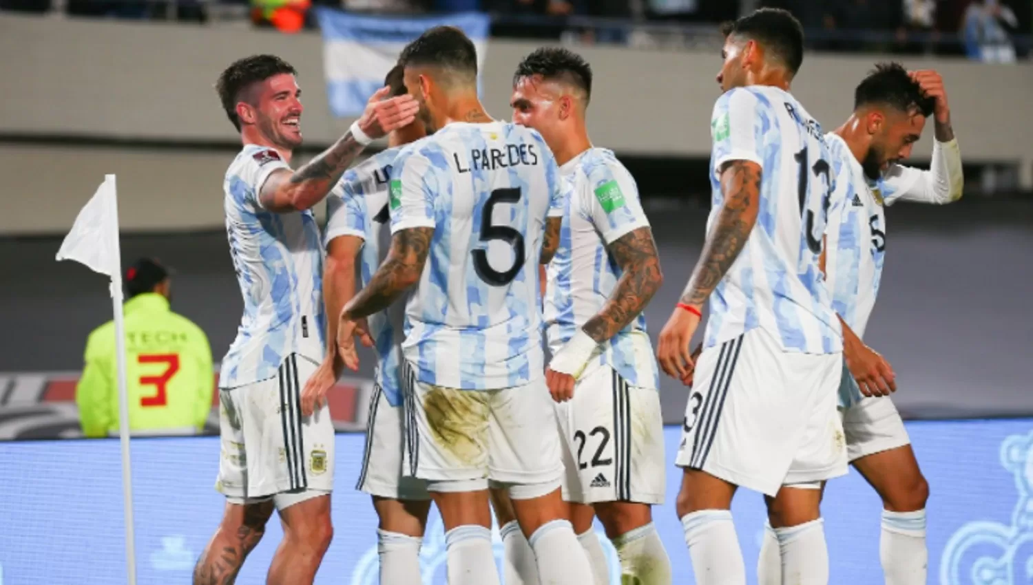 SIN FISURAS. Argentina viene de vencer a Uruguay por 3 a 0, en otra gran tarea colectiva del equipo de Scaloni.