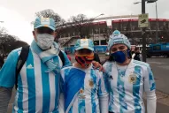 Cuestión de colores: de la pasión por la “Albiceleste” y de lo que cuesta un “verde” en Argentina