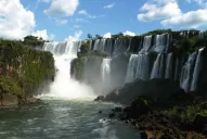 Aerolíneas Argentinas estrena los vuelos Tucumán-Iguazú: ¿Cuál es el descuento con PreViaje?