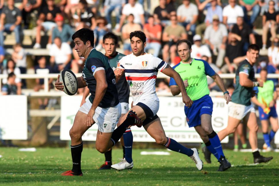 “VERDINEGROS”. Ignacio Albornoz, conducción y buen juego con el pie.