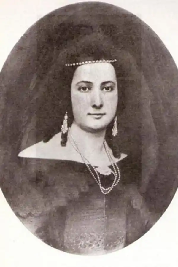 LA ESPOSA. Dolores Silva. Murió en 1890, con 77 años. 