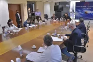 Sesión postergada, desinfección e hisopados: preocupación en la Legislatura por el contagio de Bussi