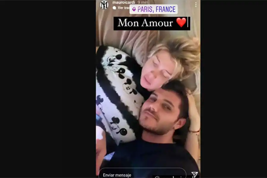 Mauro Icardi se mostró en la cama con Wanda Nara para demostrar que la crisis ya pasó