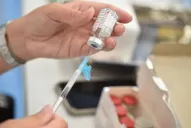 Pfizer y BioNTech aseguran que la dosis de refuerzo tiene hasta 95.6% de eficacia