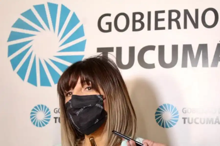 FUNCIONARIA PROVINCIAL. Stella Maris Córdoba, interventora del Instituto de la Vivienda. Foto: Prensa IPVyDU