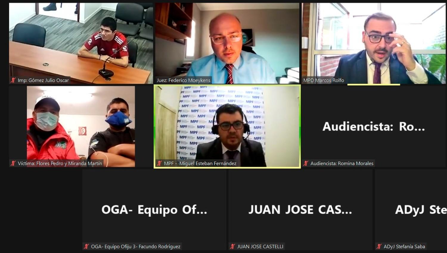 AUDIENCIA VIRTUAL. El tribunal leyó al acusado el acuerdo por el juicio abreviado.