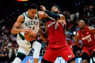 Paliza de Miami Heat a Milwaukee Bucks, los campeones de la NBA