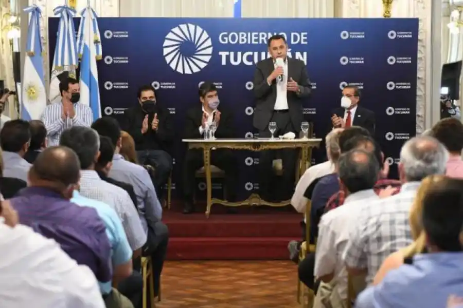 ACTO EN EL SALÓN BLANCO / FOTO DE COMUNICACIÓN PÚBLICA