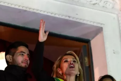 Bolivia procesará a quienes avalaron la asunción de Añez