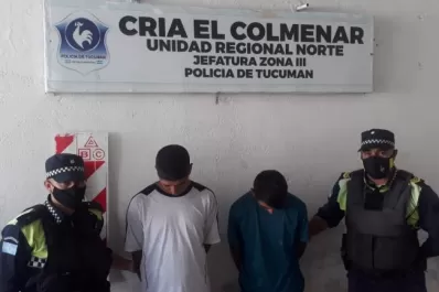 Detienen a dos jóvenes que asaltaron a punta de pistola en un colectivo