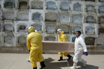 Perú superó los 200.000 fallecidos por coronavirus