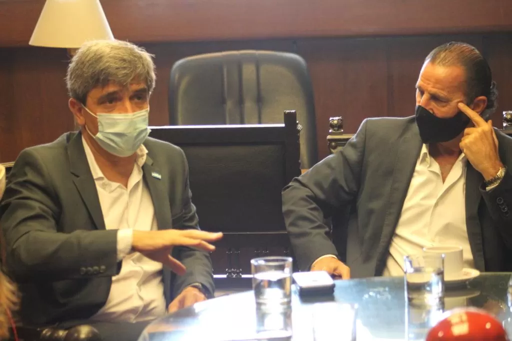 Pablo Yedlin y Fernando Juri, en el Concejo Deliberante de la capital.
