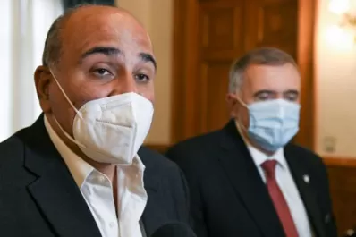 La comisión de Juicio Político desechó un planteo contra Manzur y contra Jaldo