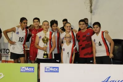 Voley: Social Monteros fue el que más sonrió