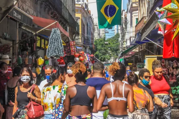 Río de Janeiro eliminó el uso obligatorio del barbijo al aire libre