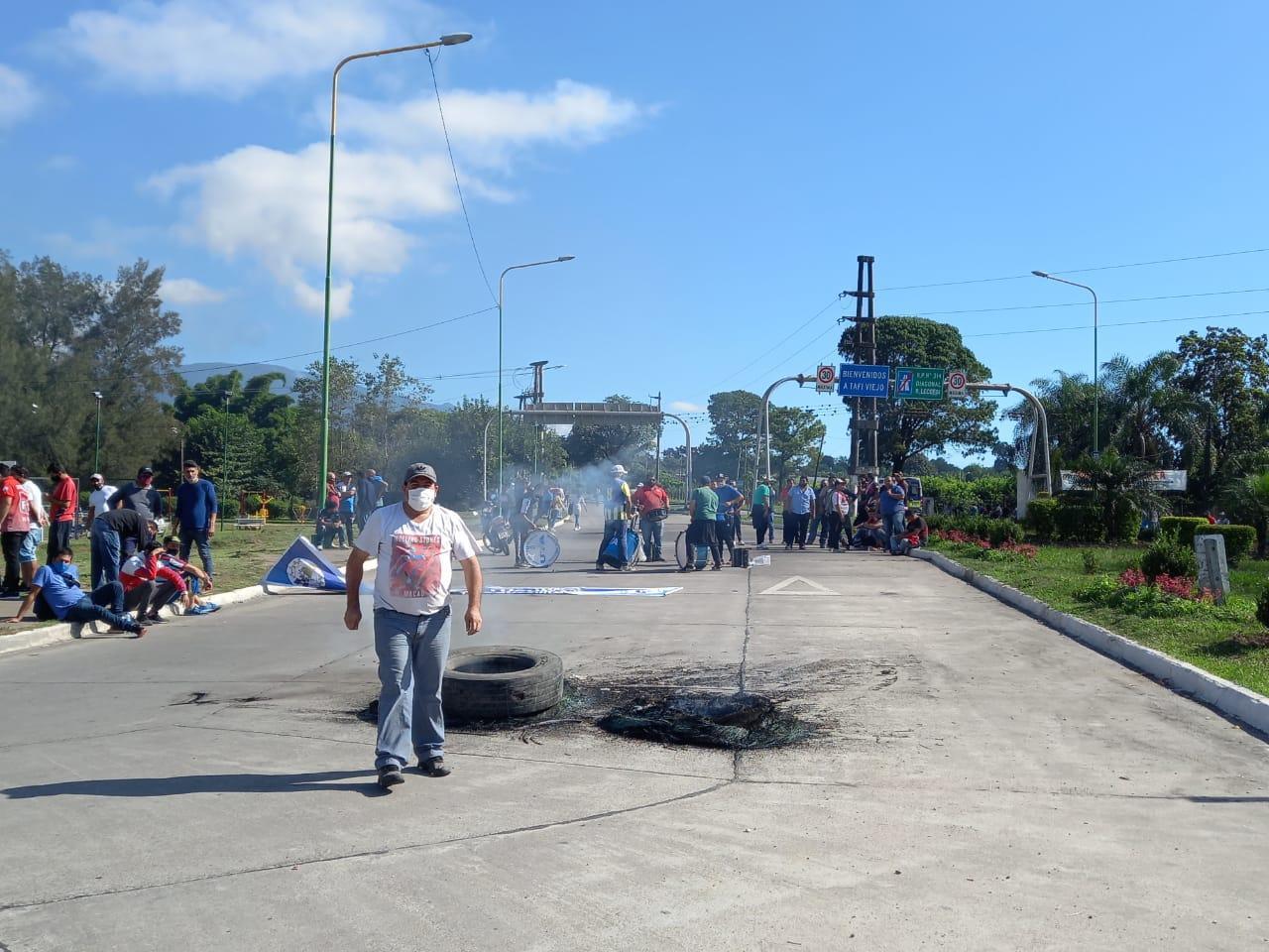 Cosecheros del limón se reunieron con Vargas Aignasse tras la protesta en Tafí Viejo