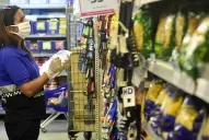 Por decreto el Gobierno convocó a intendentes y gobernadores para controlar los precios