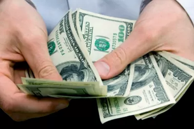 El dólar blue se negocia en $ 208 en la City tucumana