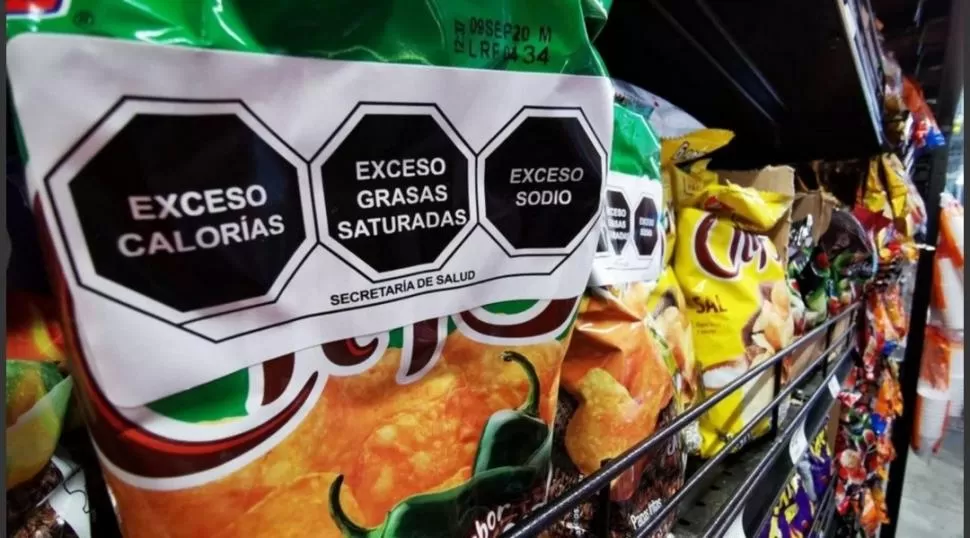 RECHAZO. Industriales y cañeros de Tucumán no aceptan que “se demonice” al azúcar con el etiquetado.  