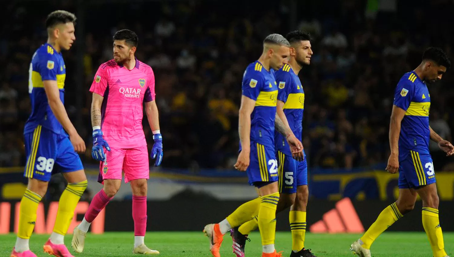 Mientras Boca se hunde, River intentará dar un nuevo paso hacia el título