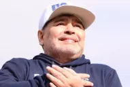 Regalos del deporte tucumano a Maradona: paz, amor, y otros presentes